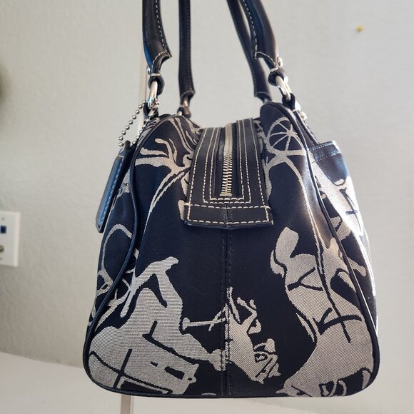 Like New Coach Horse & Carriage Black Shoulder Bag Satchel Purse - Picture 5 of 15